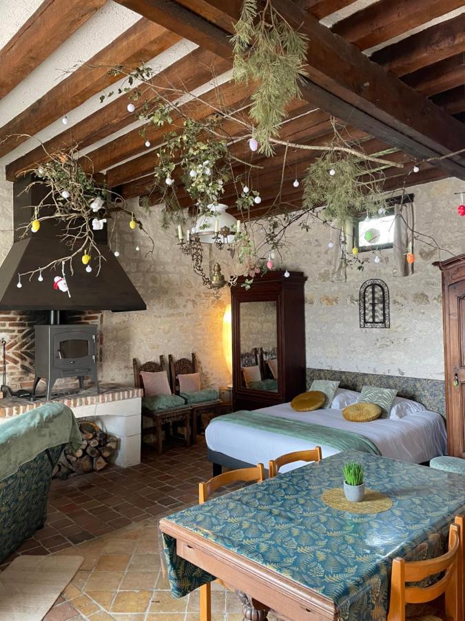 Le Relais, La Dormance, Le Bois Dormant Hotel Chateauvieux  ภายนอก รูปภาพ