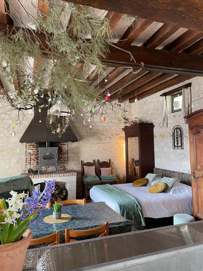 Le Relais, La Dormance, Le Bois Dormant Hotel Chateauvieux  ภายนอก รูปภาพ