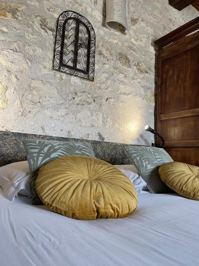 Le Relais, La Dormance, Le Bois Dormant Hotel Chateauvieux  ภายนอก รูปภาพ