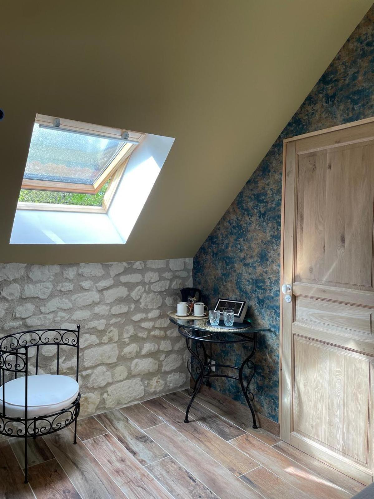 Le Relais, La Dormance, Le Bois Dormant Hotel Chateauvieux  ภายนอก รูปภาพ