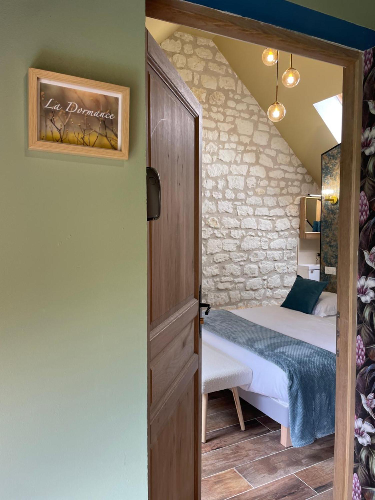 Le Relais, La Dormance, Le Bois Dormant Hotel Chateauvieux  ภายนอก รูปภาพ